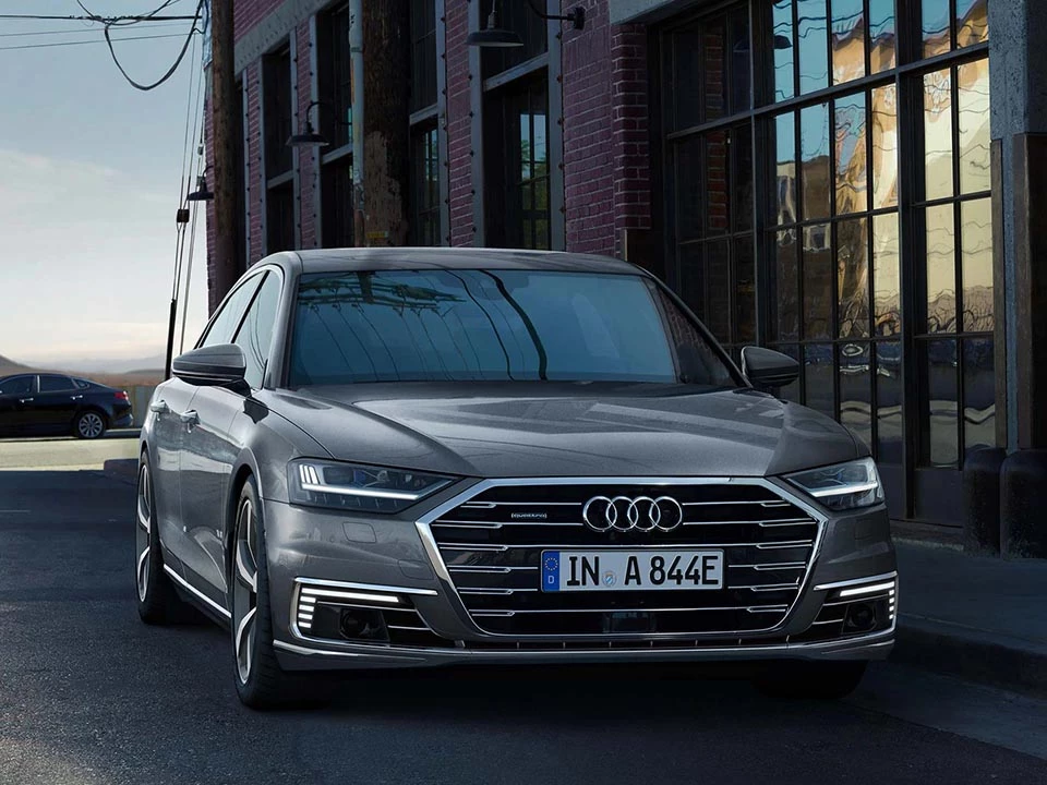Audi A8 Tfsi E Quattro 3 (1)