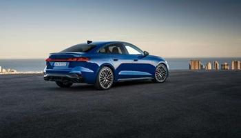 Audi S5 Sedan 4
