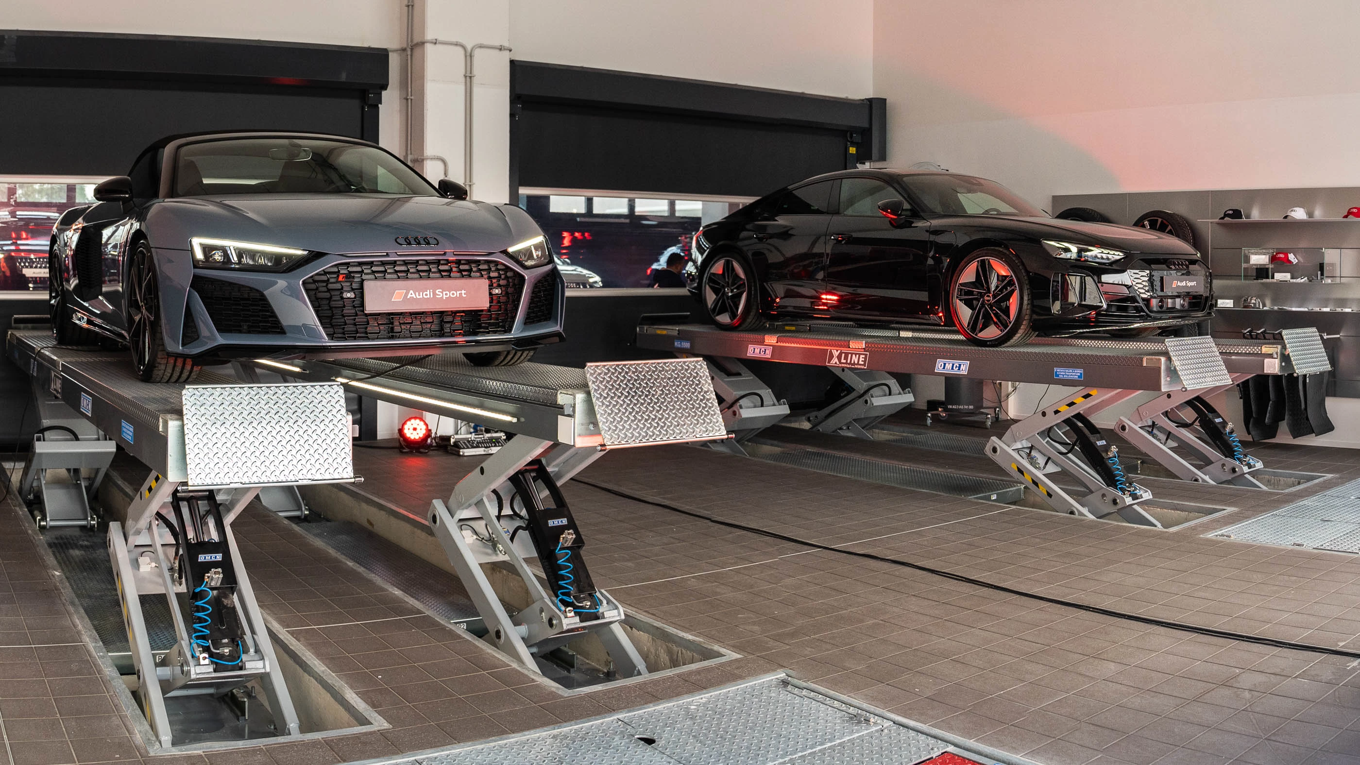 Audilombardamotoripan 2 S