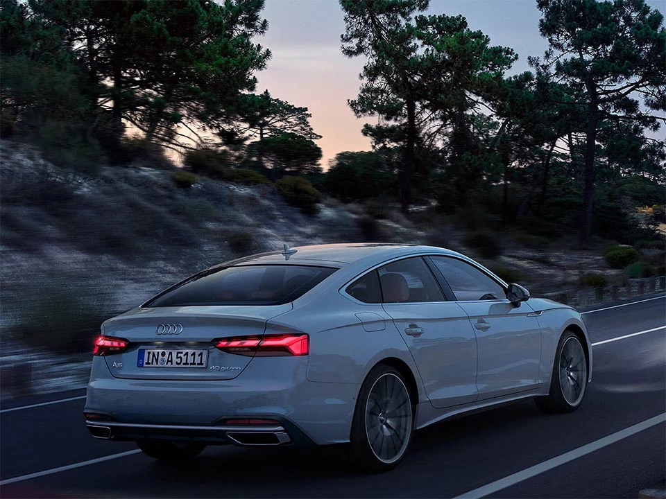 Audi A5 Sportback G Tron 1 (1)