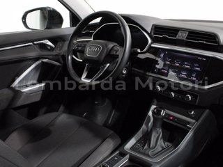 AUDI Q3 40 2.0 tdi business advanced quattro 190cv s-tronic
